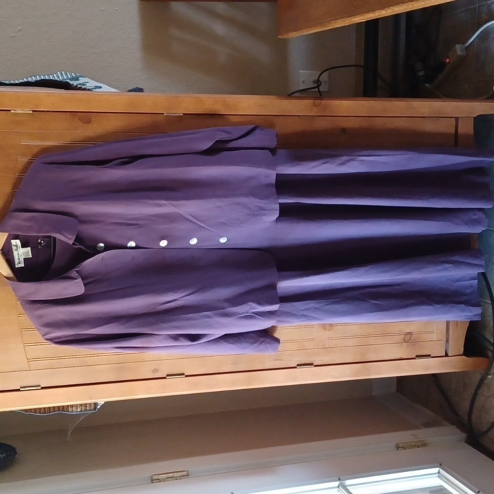 043 VICTORIA HOLLEY 100% SILK PLUS SIZE SLEEVELESS DRESS WITH JACKET
